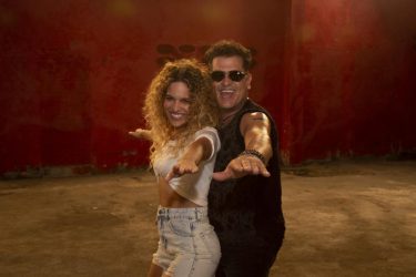 Carlos Vives estrena «Currambera», homenaje a Shakira en su cumpleaños 45