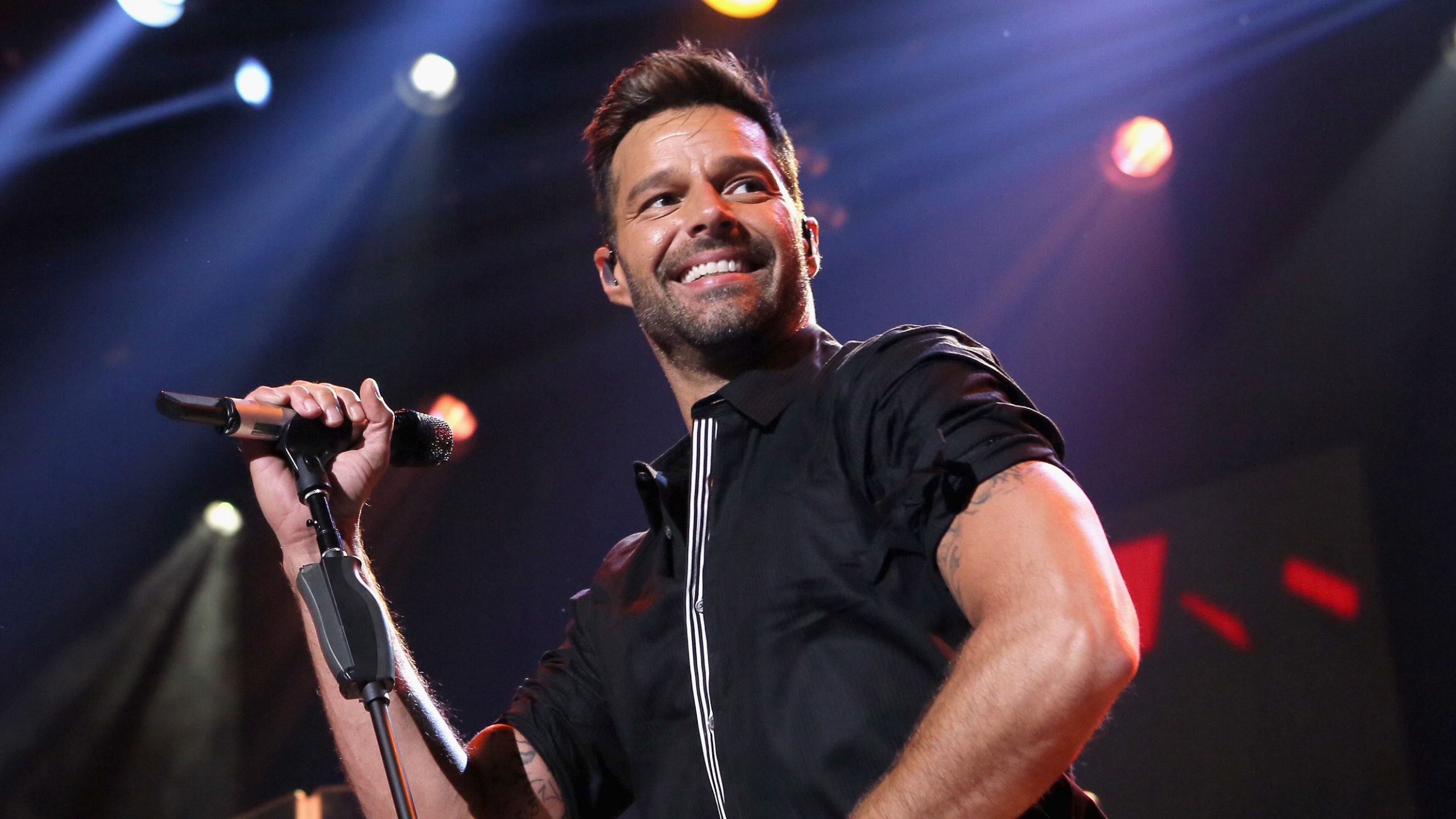 Ricky Martin compone música para acabar con un problema de salud