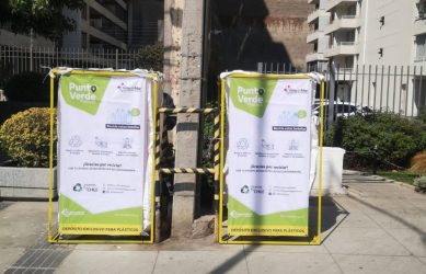 Municipio viñamarino instala 600 puntos verdes para reciclaje de botellas y envases plásticos en la comuna
