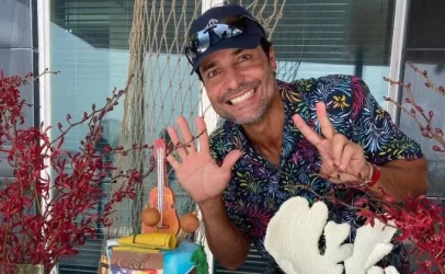 Un viral: Chayanne reaparece en redes y se luce jugando golf con Marc Anthony