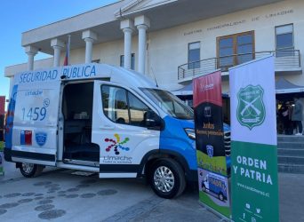 Limache: Se inaugura una nueva oficina móvil de Seguridad Municipal