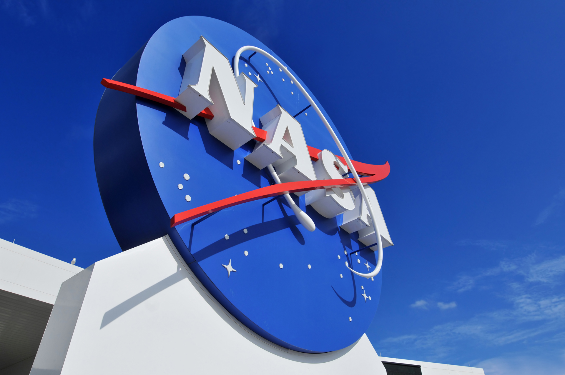 Ante nuevos avistamientos: La NASA extiende equipo para estudiar el fenómeno ovni