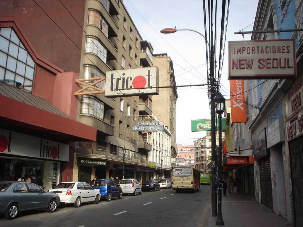 Valparaíso: Municipio presenta estrategia para implementar mejoras al centro de la ciudad