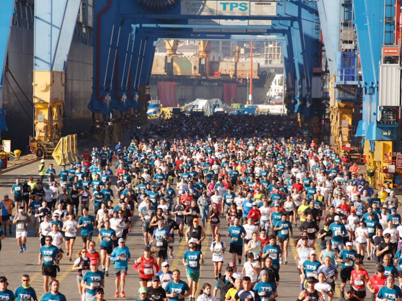 Con gran participación: Media maratón TPS reunió a 4 mil personas en Valparaíso 