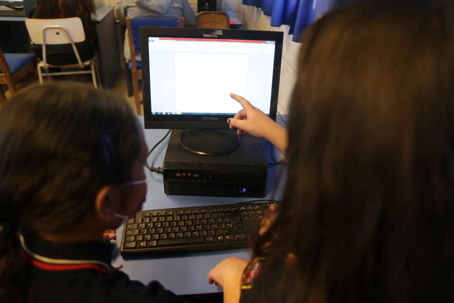 V Región: Más de 238 mil estudiantes de la zona tendrán en sus colegios conexión a internet de alta velocidad 