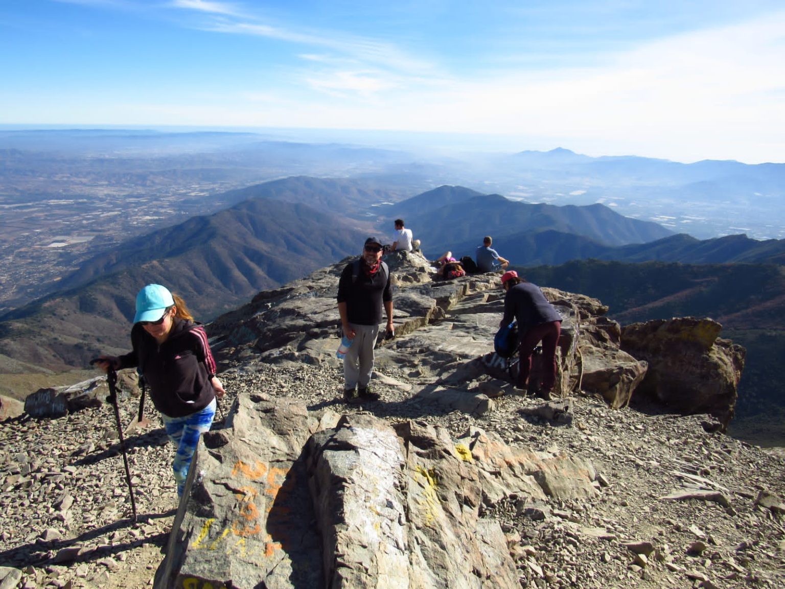 Olmué: Extienden hasta el 16 de septiembre restricción de subir a la cima del cerro La Campana 