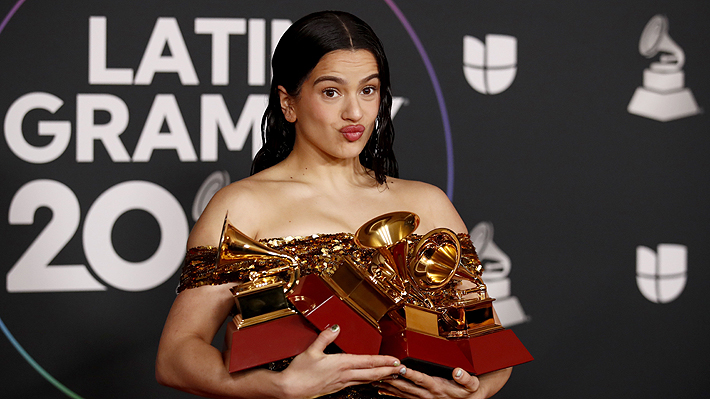 Rosalía: Cantante se impone a Bad Bunny y se queda con el Latin Grammy a mejor álbum del año con «Motomami»